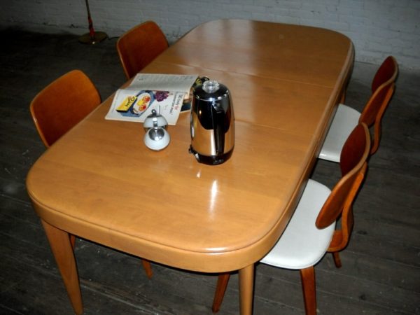 Heywood Round Corner Table