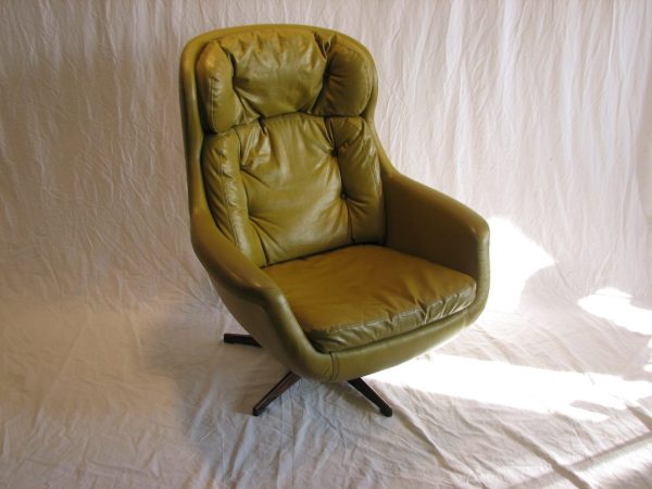 MCM Selig Lounge Chair