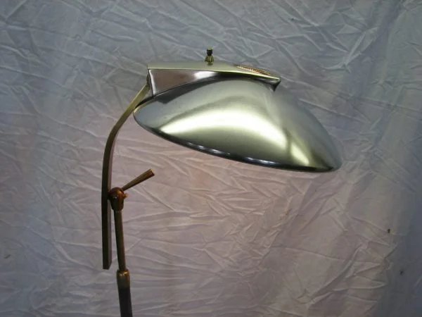 Flying Saucer floor lamp