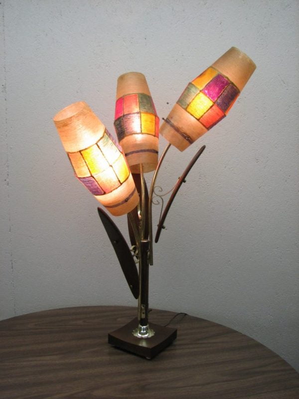 Yugoslavian 3 fiberglass shade lamp