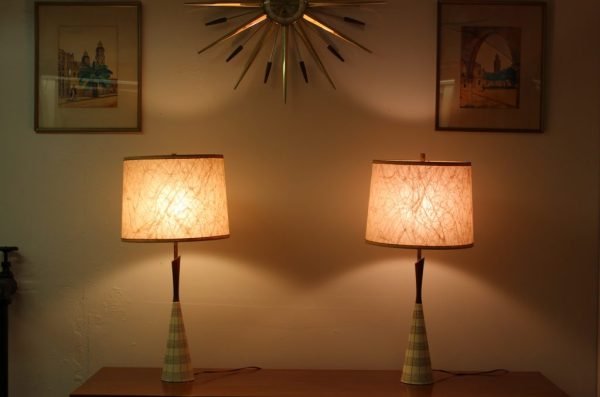 Quartite pair of lamps