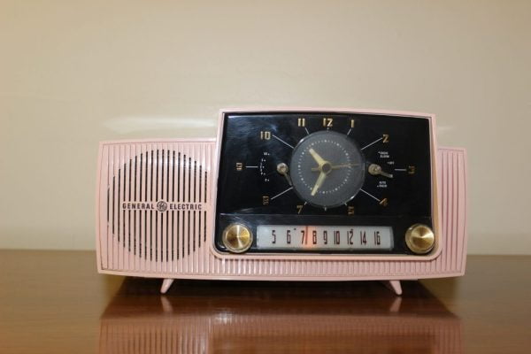 GE pink clock radio