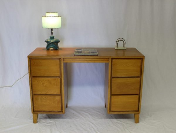 Modernmates Conant Ball desk