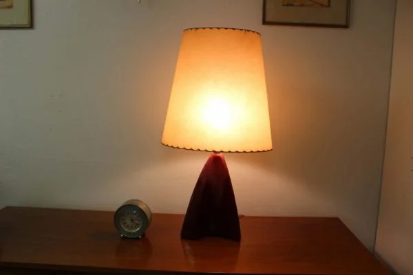 Ceramic lamp w fiberglass shade