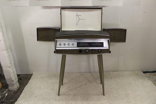 Phonola Record player / Stereo