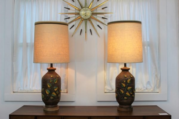 Mid Century Modern pair of ceramic lamps |