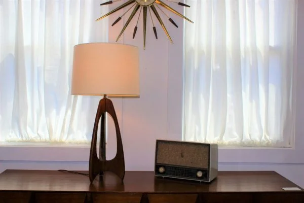 Mid Century Modern Modeline table lamp |