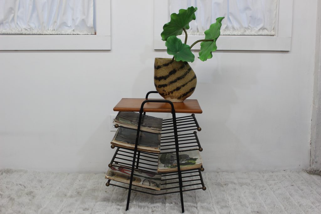 Maple Finish Magazine Rack Iron and maple magazine rack | - GreStuff