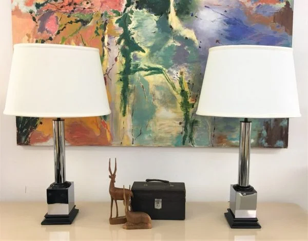 Chrome and black pedestal lamps (2) |