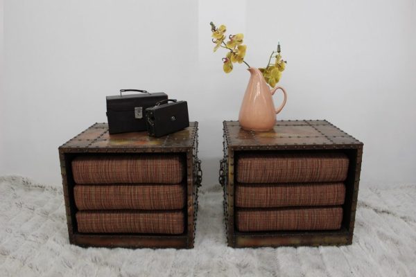 Vintage metal stools with cushions |