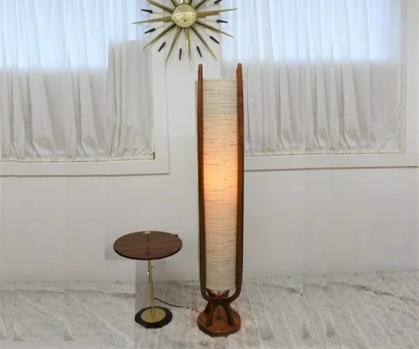 Mid Century Modern Woolums floor lamp |