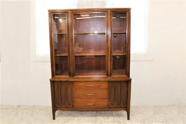 Kent Coffey Perspecta china cabinet |