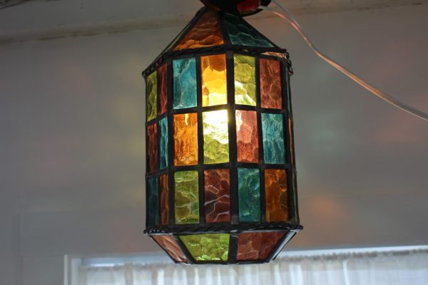 Stained glass small pendant light |