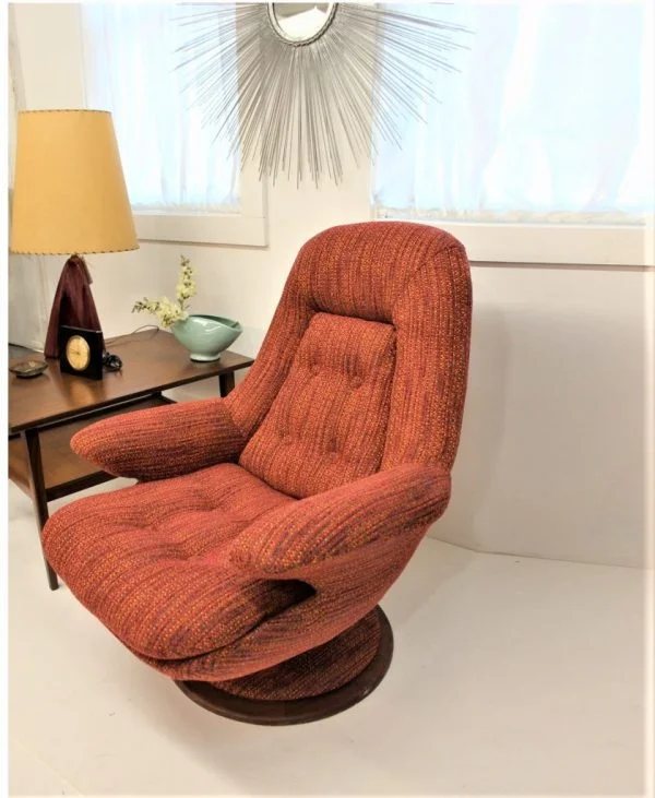 R huber accent chair