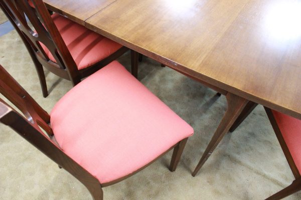 Broyhill Brasilia dining set table and 6 chairs | - Image 9