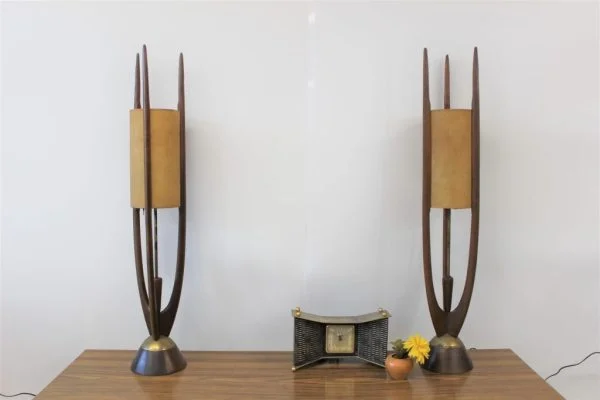 Modeline pair of lamps tall and narrow |