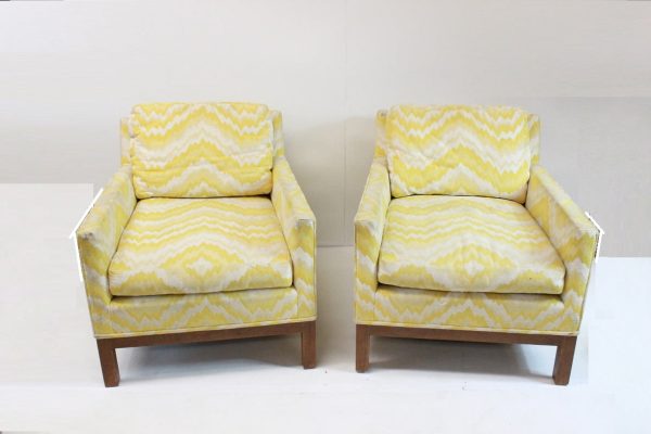 Majestic pair of chairs, upholstered chairs