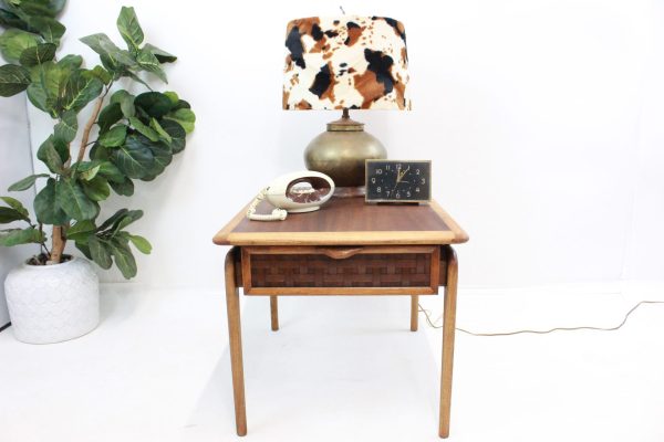 Lane Perception end table with drawer |