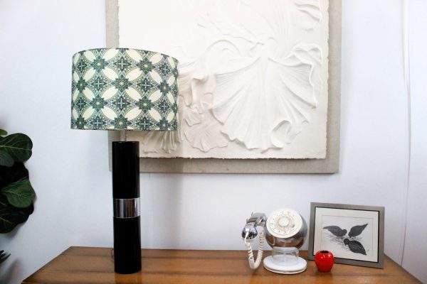 Mid Century Modern lamp chrome and resin | - Image 13