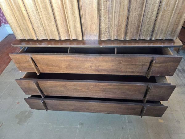 Mid Century Modern High boy by United Furniture - Image 6