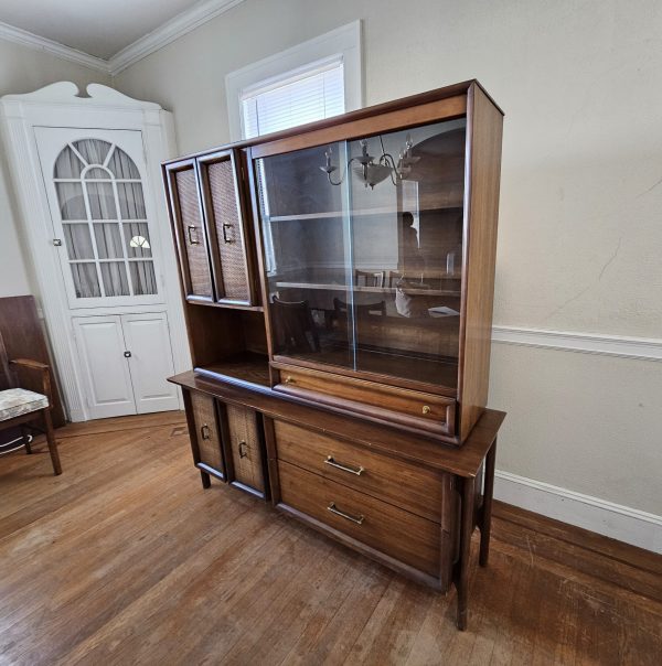 Mid Century Modern cabinet hutch | - Image 9