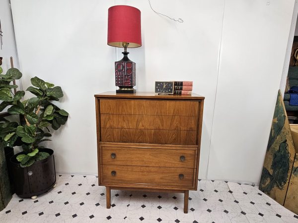 Mid Century Modern highboy by Dixie | - Image 2