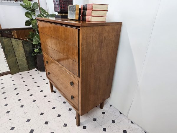 Mid Century Modern highboy by Dixie | - Image 3