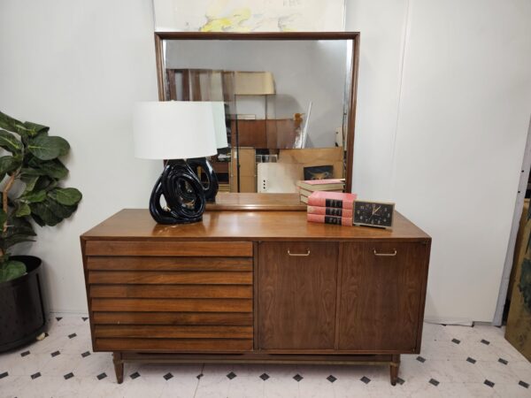 American of Martinsville dresser |